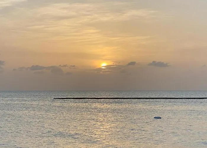 Spindrift & Golf Cart 3* San Pedro (Ambergris Caye)
