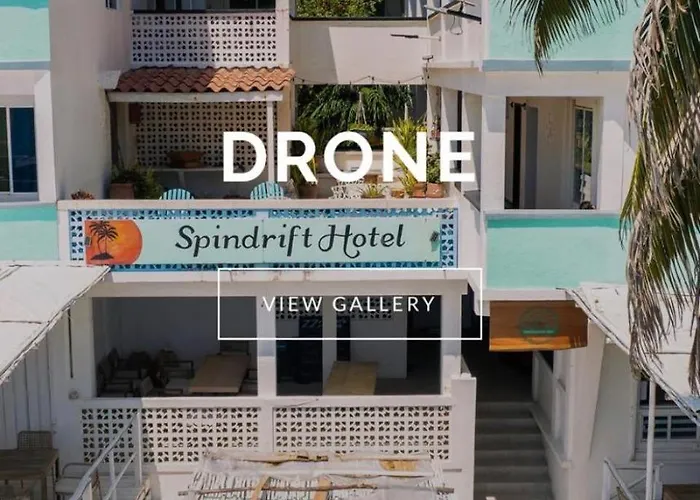 Spindrift & Golf Cart Hotel 3*